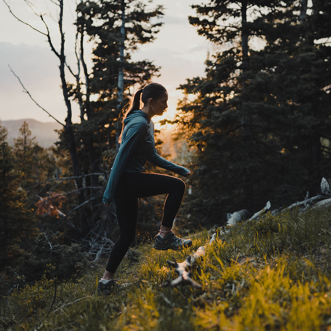 (USED) Women's Altitude Sun Hoodie - Image 6